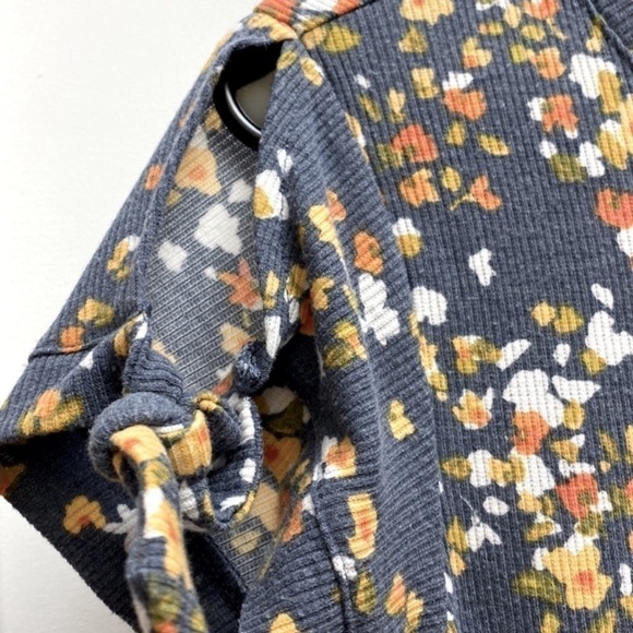 LC Lauren Conrad woman's size xs floral summer dress with tie arms - Picture 5 of 8